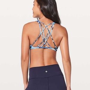 Lululemon Free To Be Zen Bra Tidal Multi Size 6